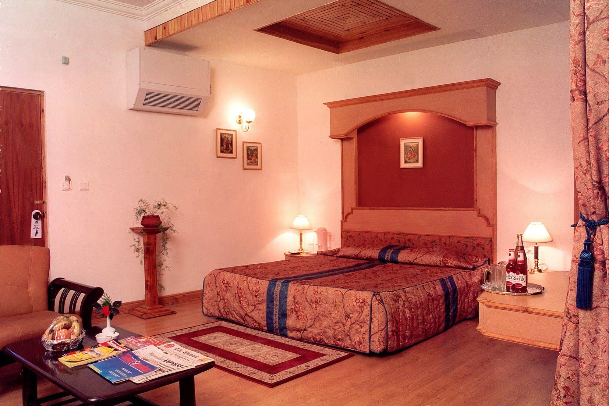 Hotel Manali Heights Eksteriør billede