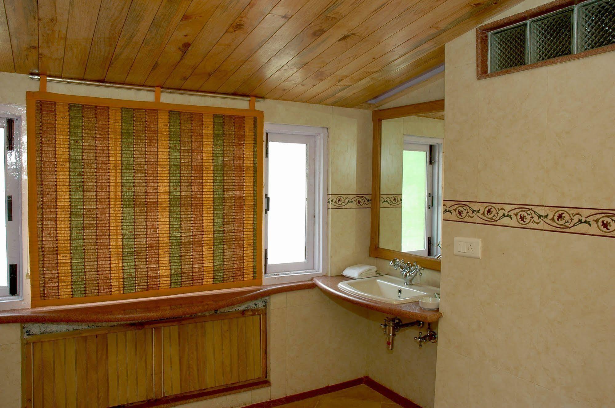 Hotel Manali Heights Eksteriør billede